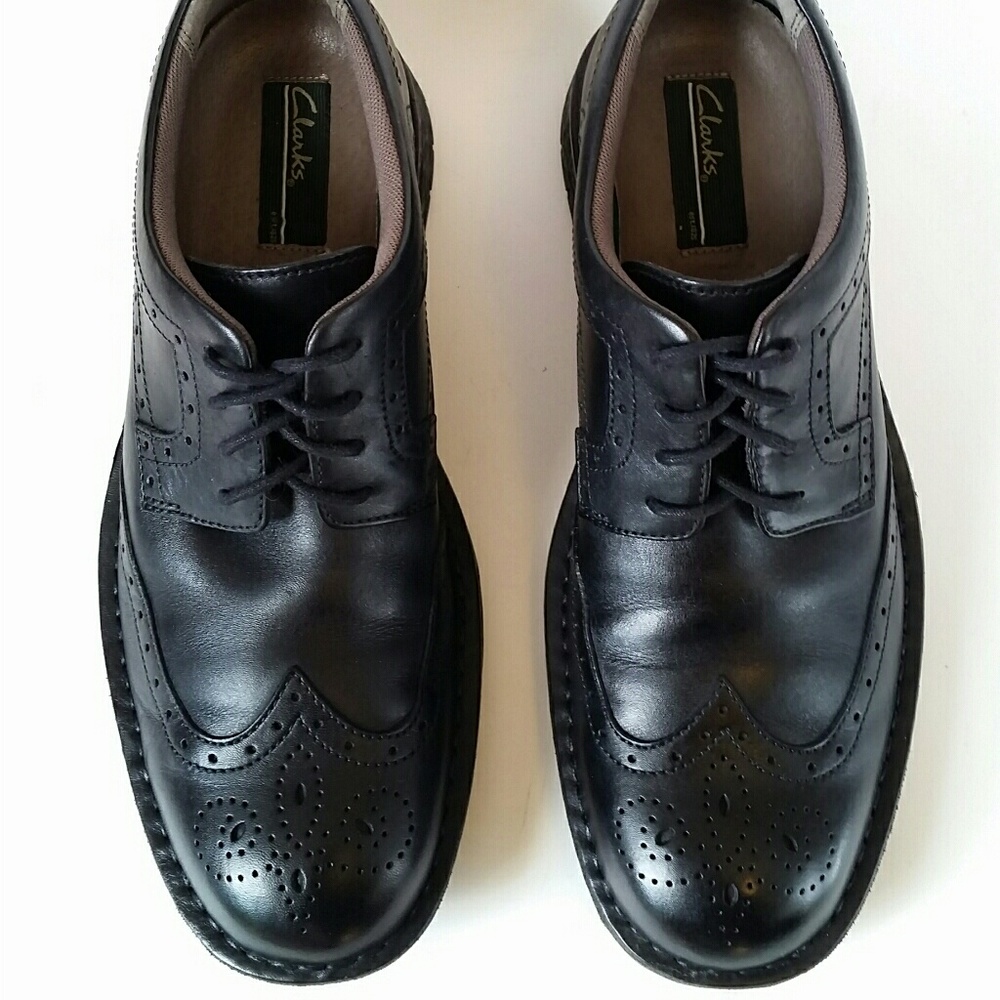 Clarks Wingtip Oxford Black Leather Men's size 8.5